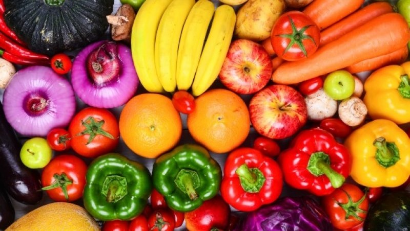 El color de la fruta y la verdura significan mucho.