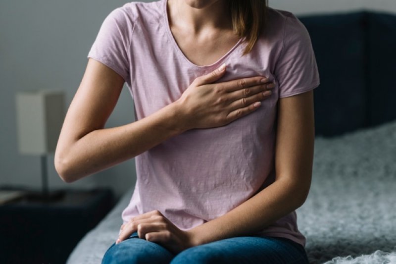 ¿CÓMO REDUCIR EL RIESGO DE CÁNCER DE MAMA?